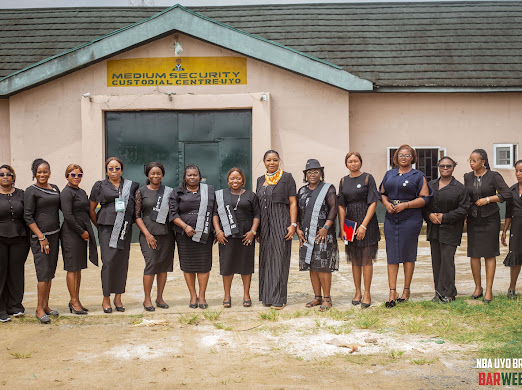Legal professionals discussing access to justice at the prison visit